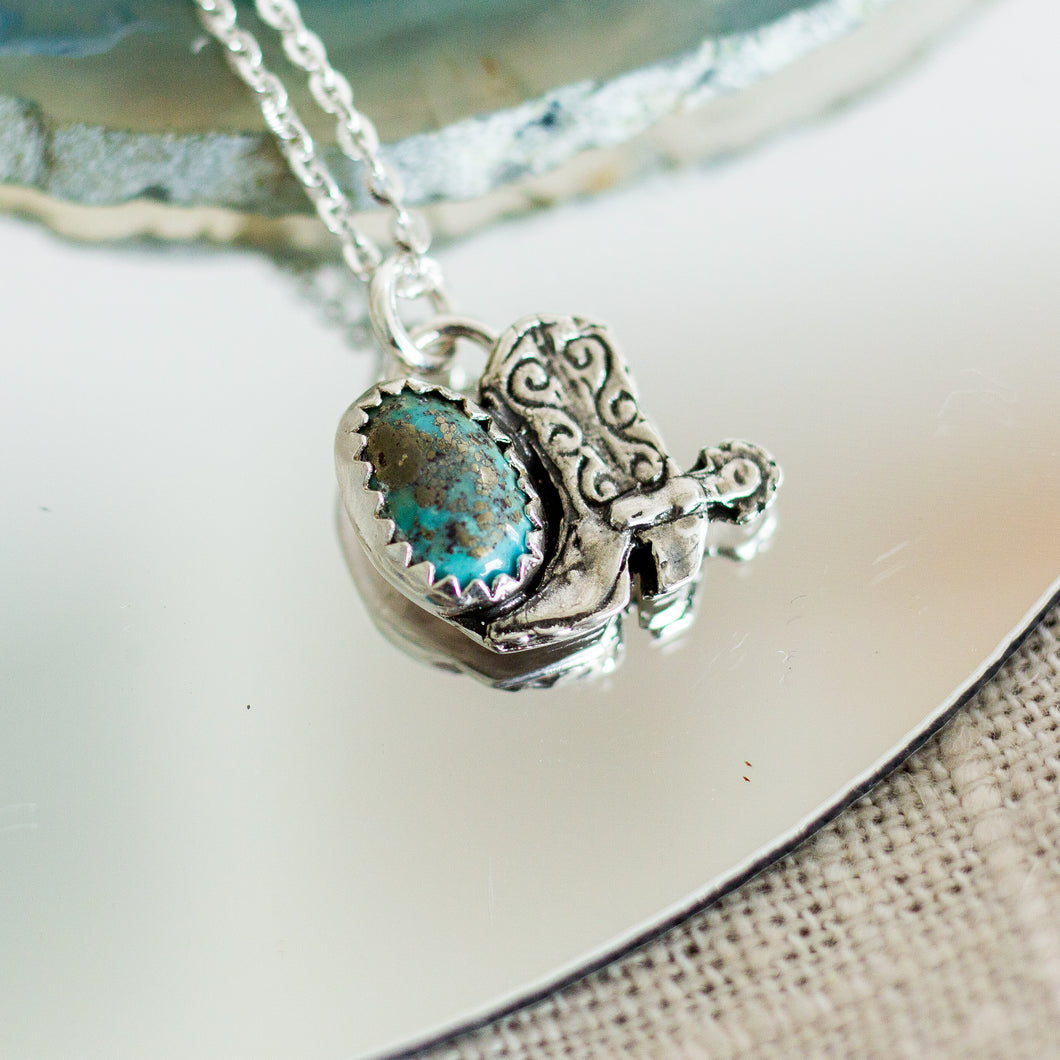 TURQUOISE BOOT NECKLACE -2